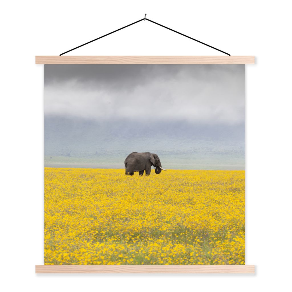 MuchoWow Textilposter Elefant - Blumen - Natur - Gelb - Tiere 40x40 cm mit holzfarbenen Rahmen - Posterleiste