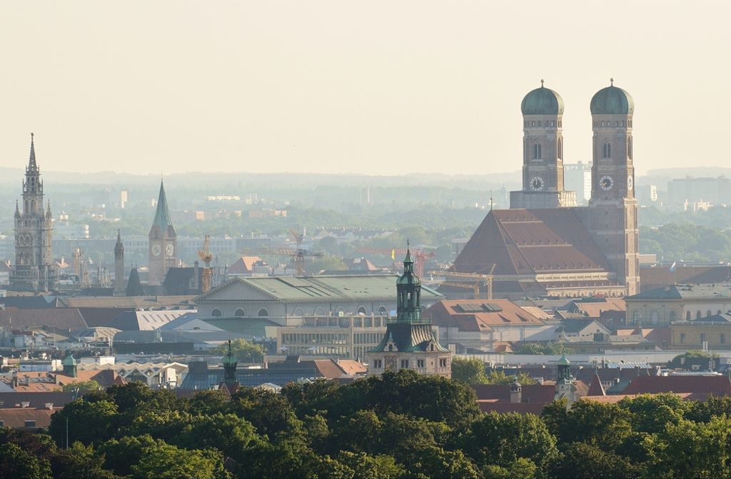 hansepuzzle 62934 - Frauenkirche Puzzle, 500 Teile, Religion, 46,0 x 30,0cm mit hochwertiger Aufbewahrung, Kartonbox und wiederverschließbarem Beutel