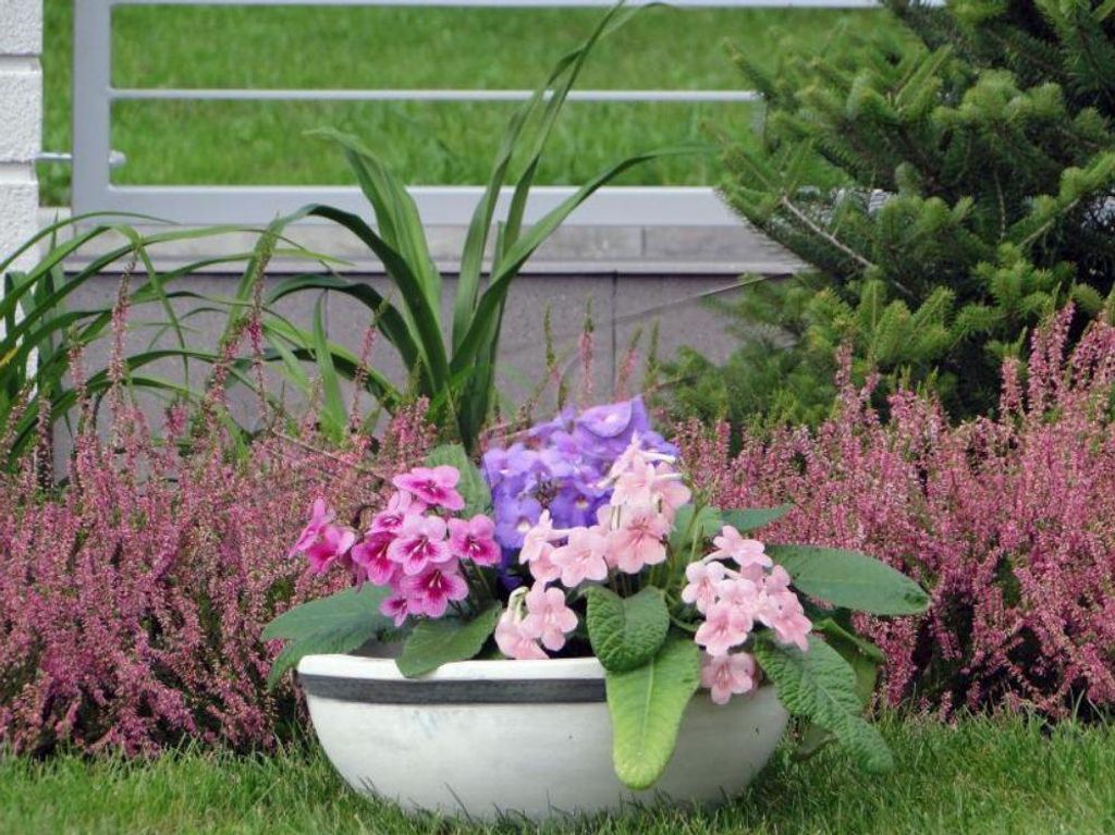 Blumenkorb Blumen Vase Gefäss Garten Terrasse Dekoration Statue Figuren S204042