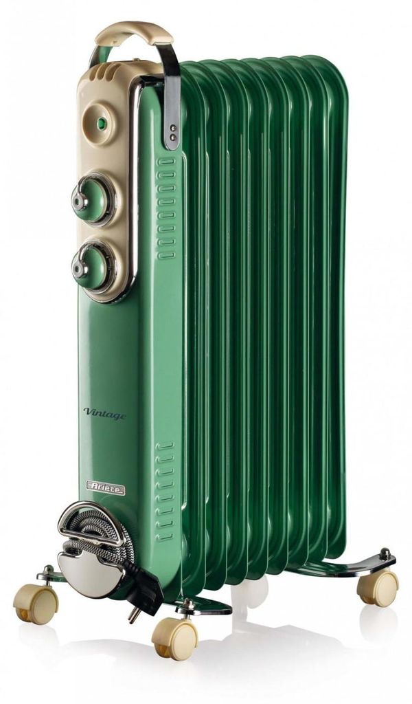 A green oil-filled radiator with cream-colored controls and a silver handle, shown on a white background with wheels.
