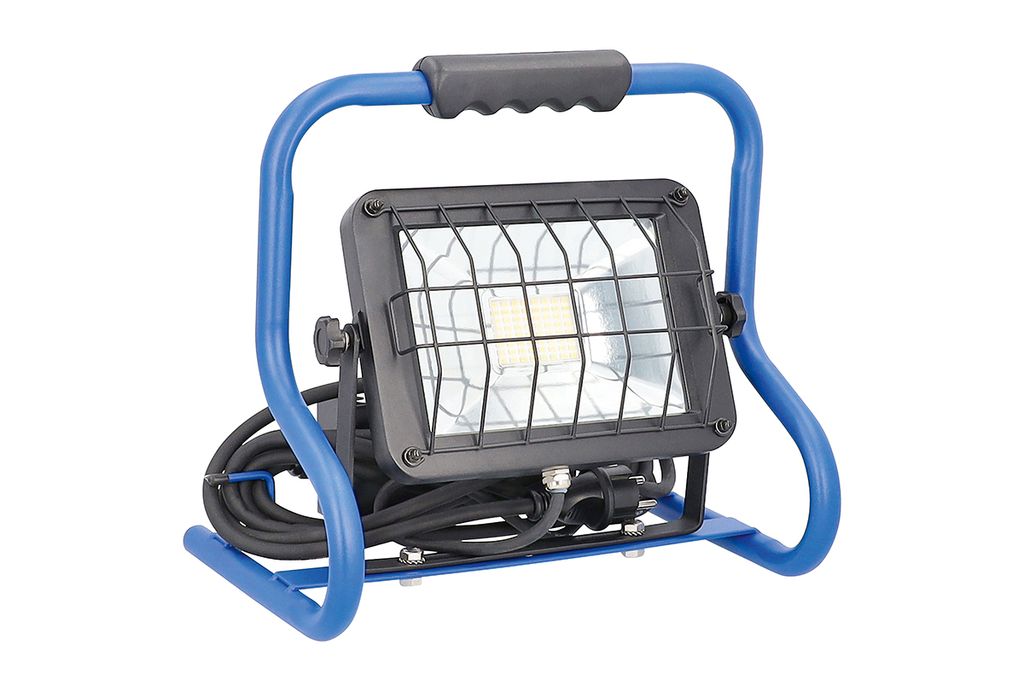as-Schwabe CHIP-LED-Strahler 50W 4250 Lumen mit Gestell und Produktbild 