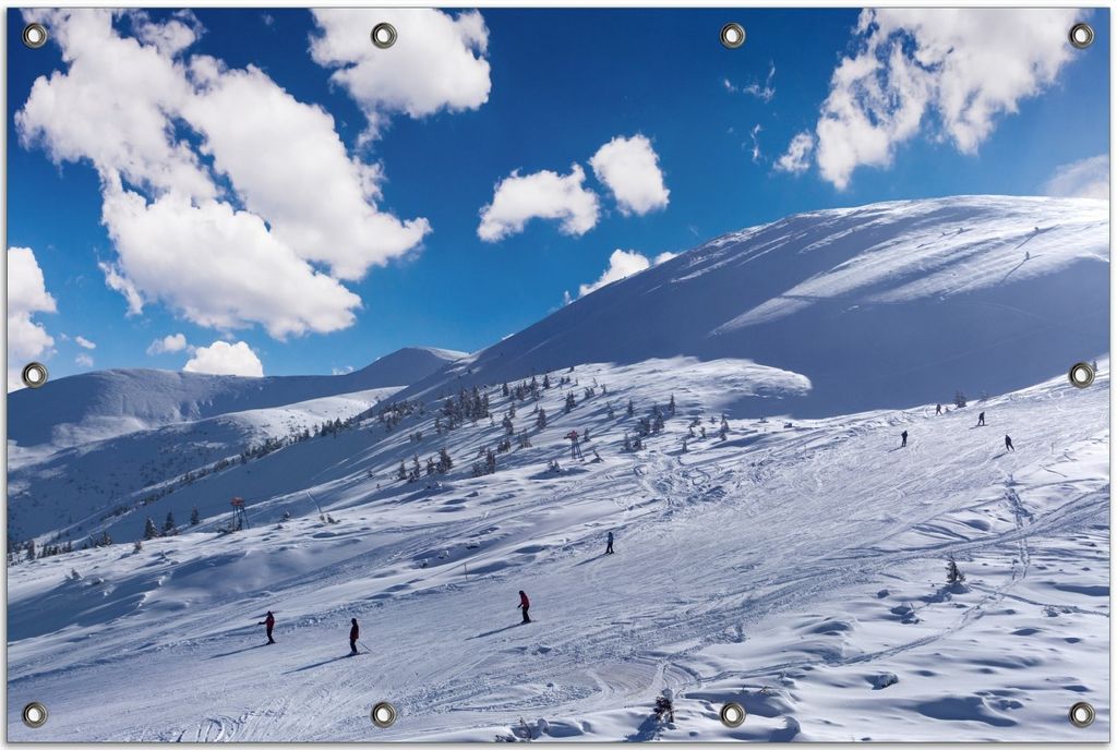 Wallario Outdoor-Poster für Garten oder Balkon, Motiv Ski-Piste in den Alpen, in ca. 80 x 120 cm