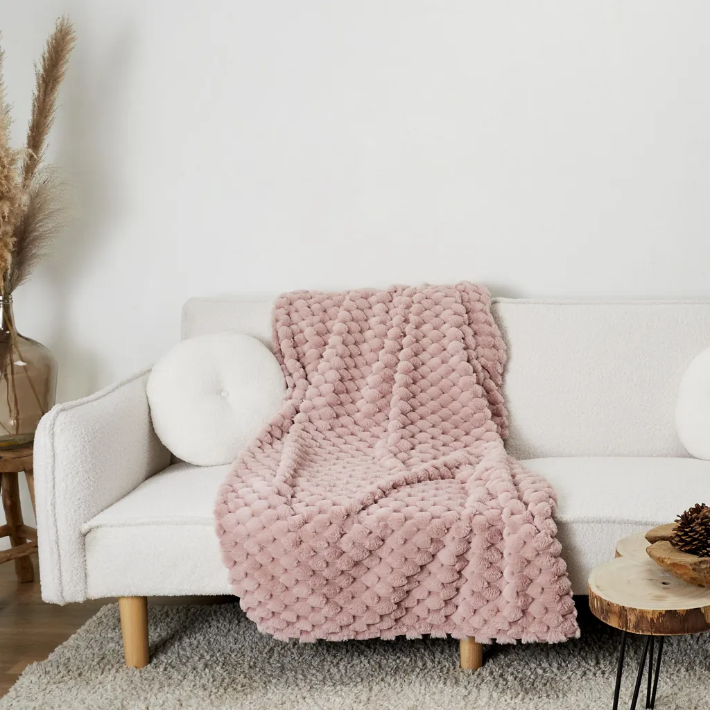 Plaid Rose 120x150cm Texture Opulence - Couverture Douce et Chaude - 4