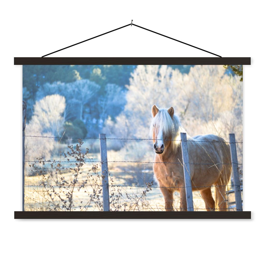 MuchoWow Textilposter Pferd - Winter - Schnee 150x100 cm mit schwarzem Rahmen - Schlafzimmer