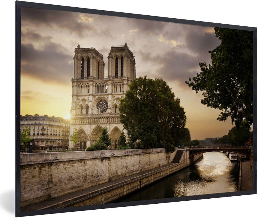 MuchoWow Gerahmtes Poster Sonnenaufgang bei Notre Dame in Paris 90x60 cm - Poster mit Schwarzem Bilderrahmen Wandposter Rahmen Foto Bilder - Foto...