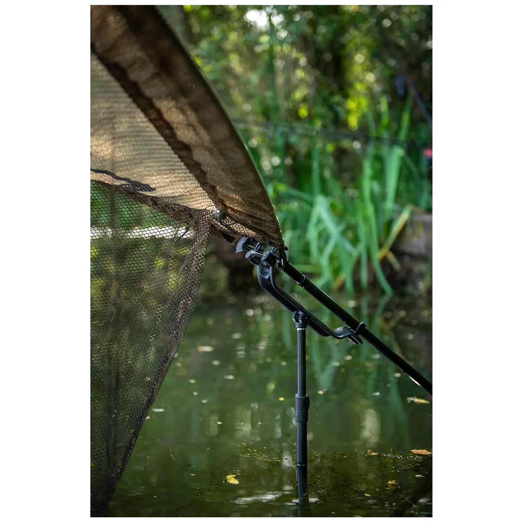 Fox Carpmaster Net Safe support d'épuisette pour rangement vertical - 10