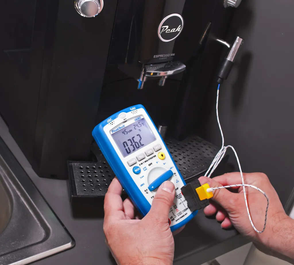 Multimètre PeakTech P 3690 : Solution Complète pour Mesures et Diagnostic - 11