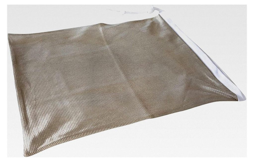 Wäschebeutel aus Silber - mit Reißverschluss - zum Schutz von Stütz- und Kompressionsstrümpfen in der Waschmaschine