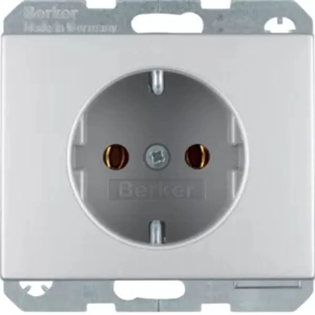 Prise Schuko en aluminium - Réf 47157003 pour installation électrique