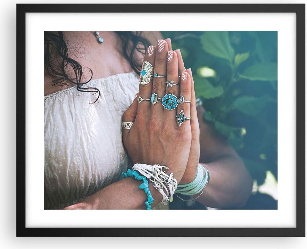 Gerahmtes Poster - Schwarzer Rahmen - Hände Schmuck Boho - 50x40 cm - Wand Bild - Wanddeko - Wandbilder - Kunstposter - Wandposter - Bilderrahmen ...