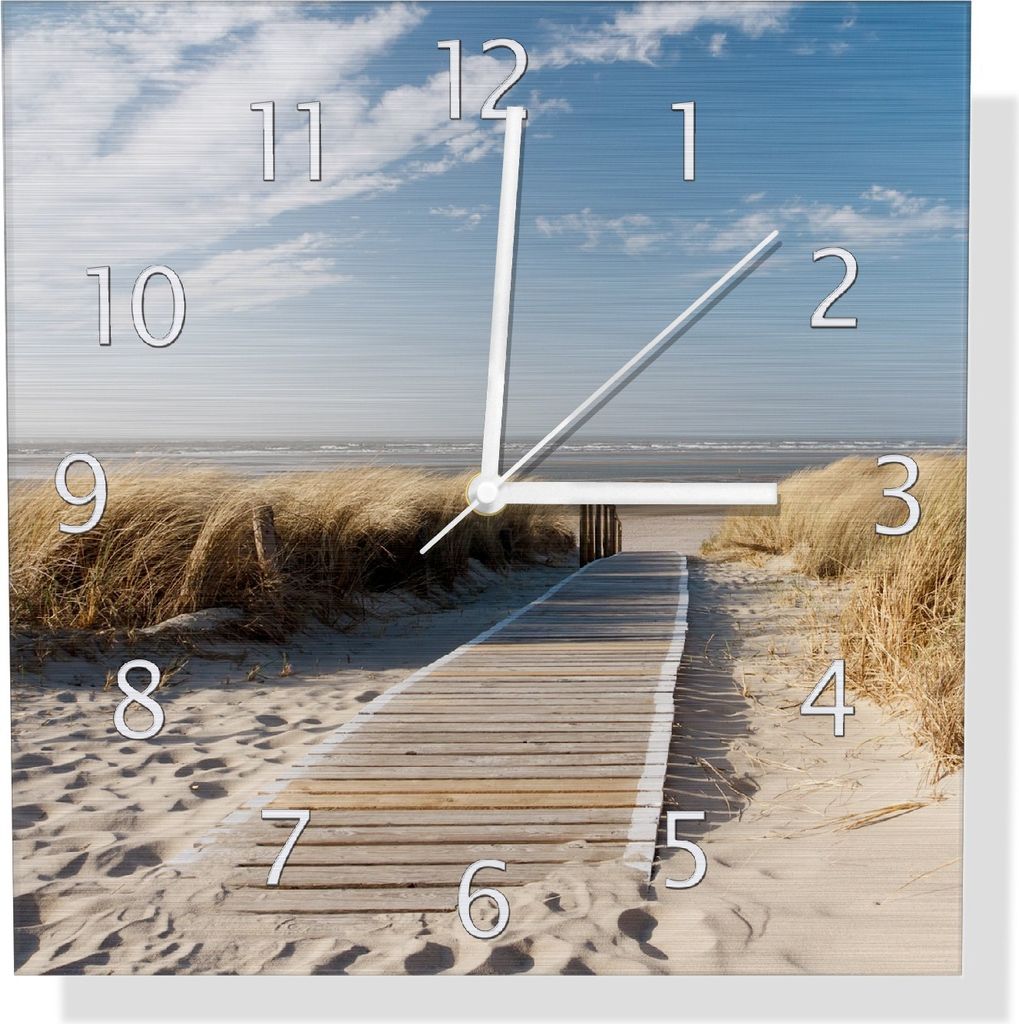 Wallario Design Wanduhr Auf dem Holzweg zum Strand aus Aluverbund, Größe 30 x 30 cm