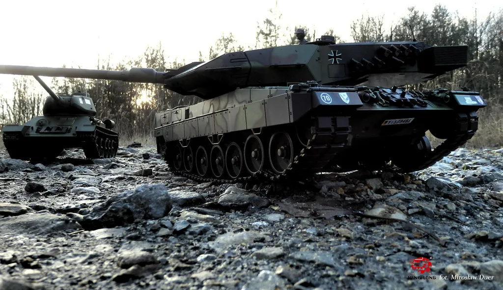 Char Leopard 2A6 RC 1/16 Camo pour Simulation de Combat et Collection - 8