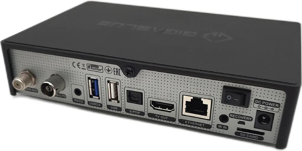 Décodeur Satellite et TNT GigaBlue 4K PRO pour Streaming et TV HD - 14