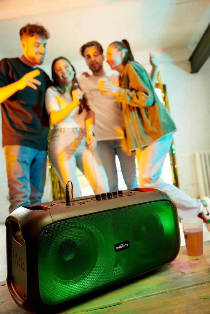 BigBen Interactive PARTYBTHPLH - Altoparlante Bluetooth potente, senza fili, luminoso, prese USB, MicroSD, AUX-IN, equalizzatore, potenza musicale 200W - 7