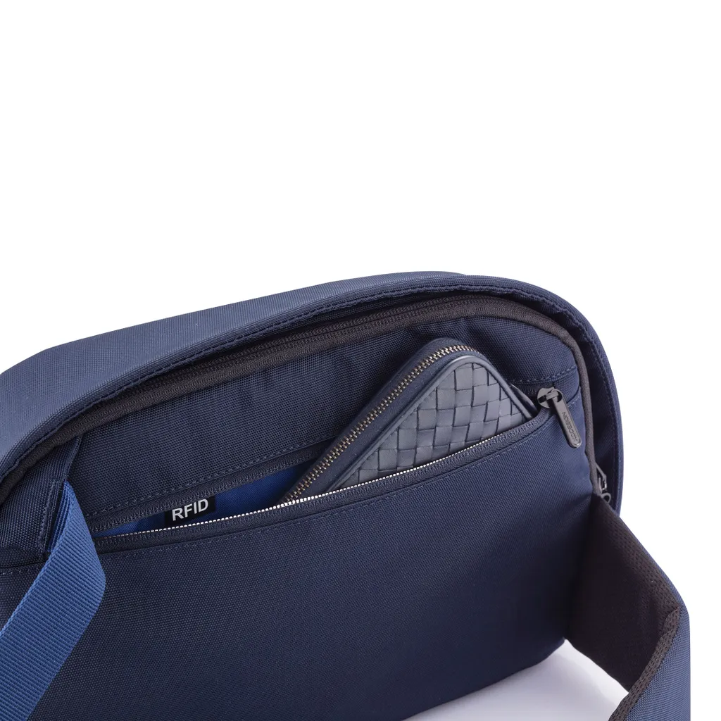 Sac Antivol Bobby Sling Bleu avec Port USB et Protection RFID Intégrée - 11