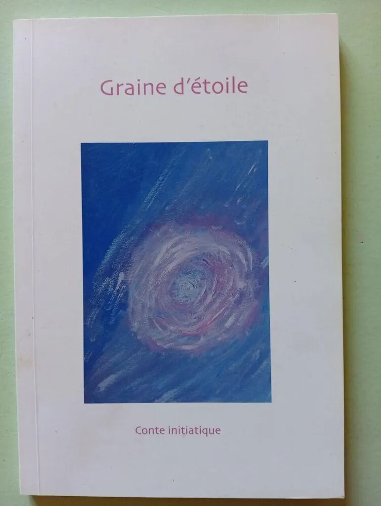 Graine d'Étoile Dorée à l'Or Fin Bijou Artisanal aux Reflets Célestes