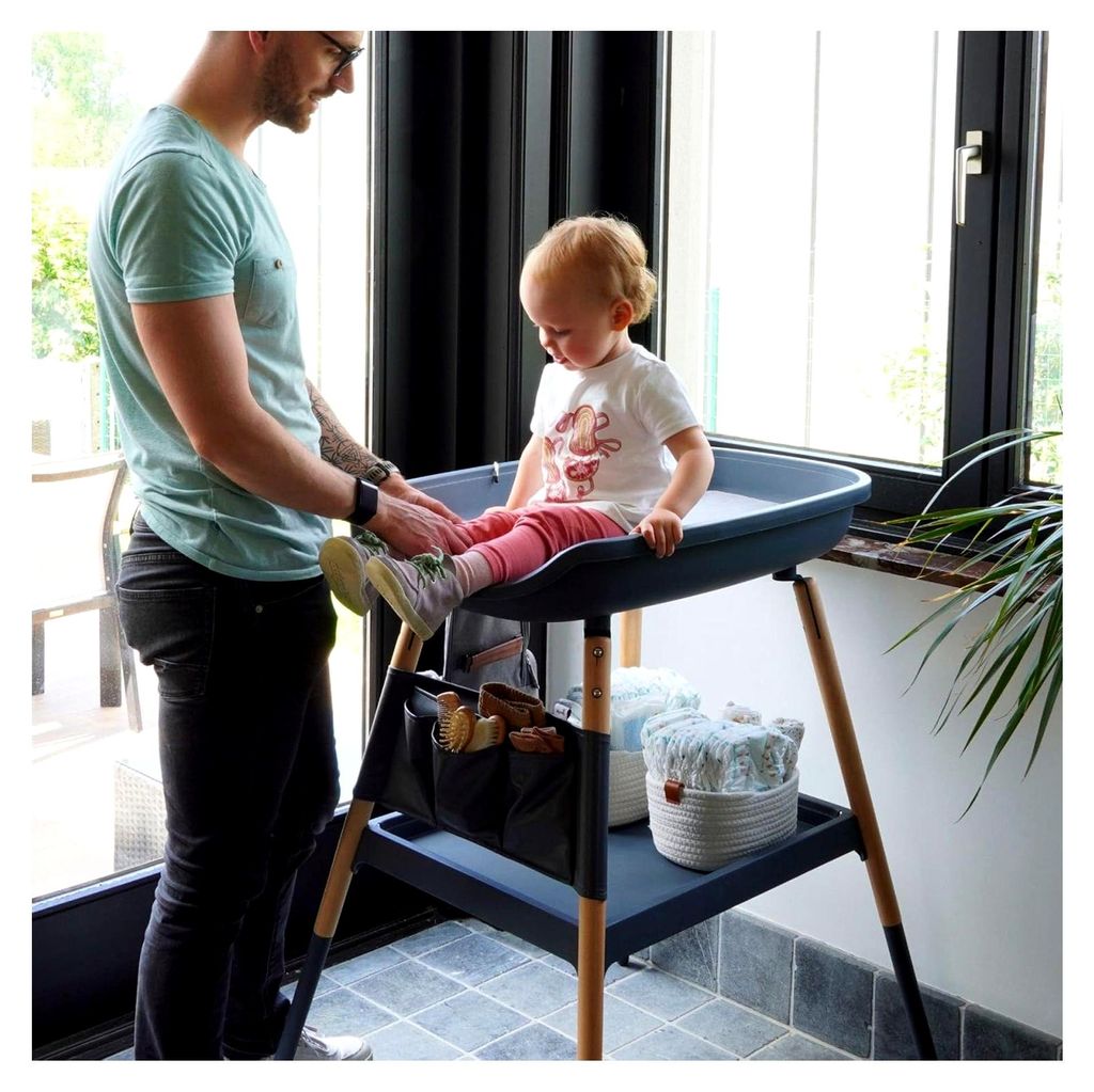 Wickeltisch Balnéo aus Holz mit seitlichen Taschen und praktischer Ablage, für Babys bis 12 Monate / 11 kg