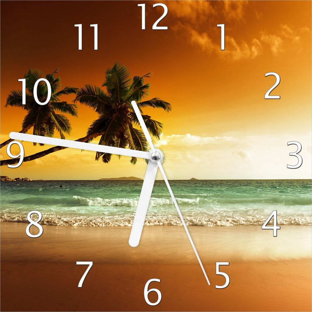 Wallario Design Wanduhr Palmen am Sandstrand bei untergehender Sonne aus Echtglas, Größe 20 x 20 cm