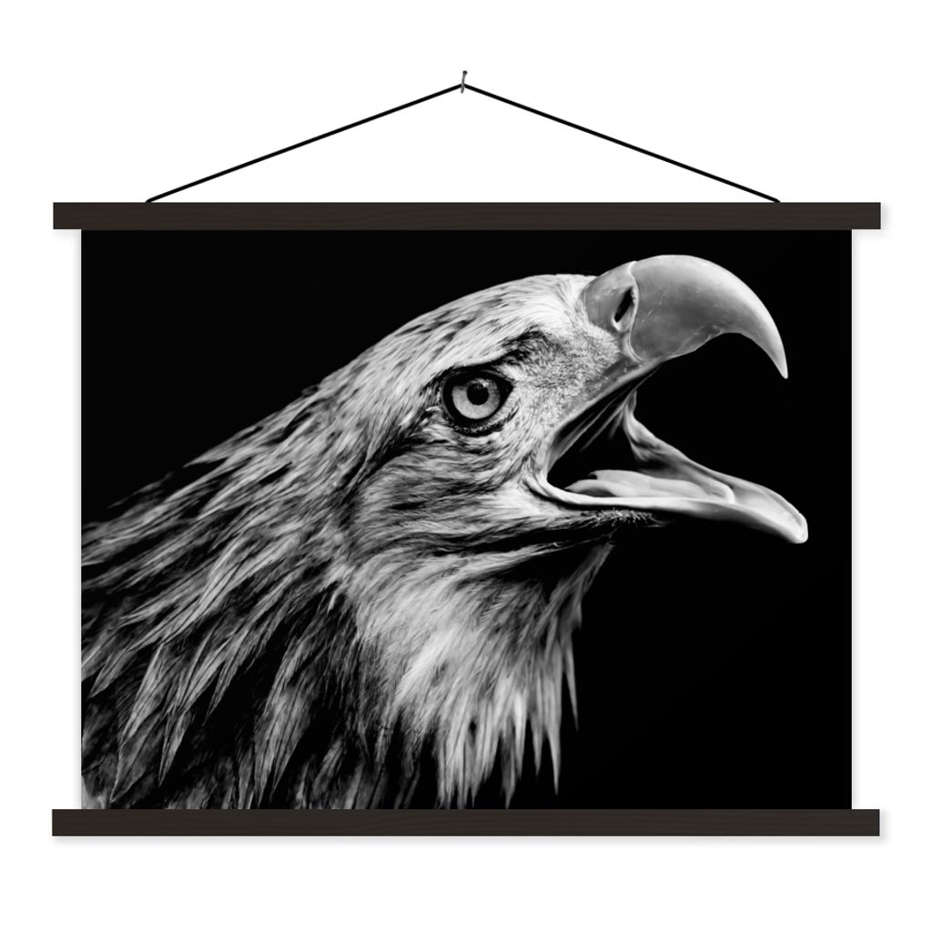 MuchoWow Textilposter Adler - Porträt - Raubvögel - Schwarz - Weiß - Vogel 60x45 cm mit schwarzem Rahmen - Poster Schlafzimmer