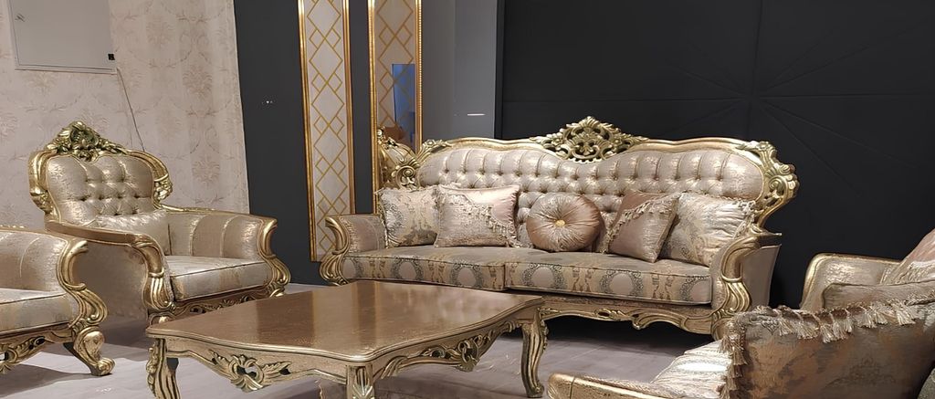 Klassischer Dreisitzer Sofa 3 Sitzer Sofas Stoff Stil Barock Wohnzimmer Sitz Neu