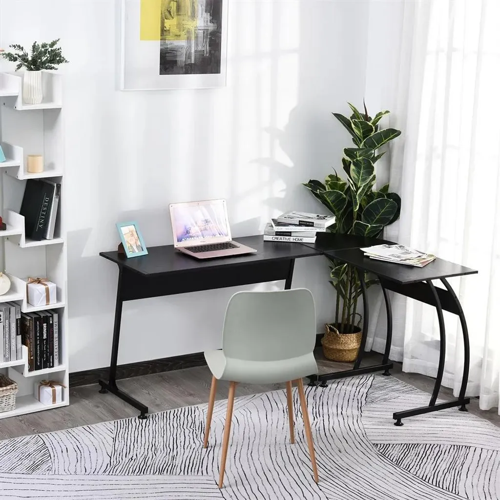 Bureau en L noir avec large plateau 152 cm - Structure robuste et stable