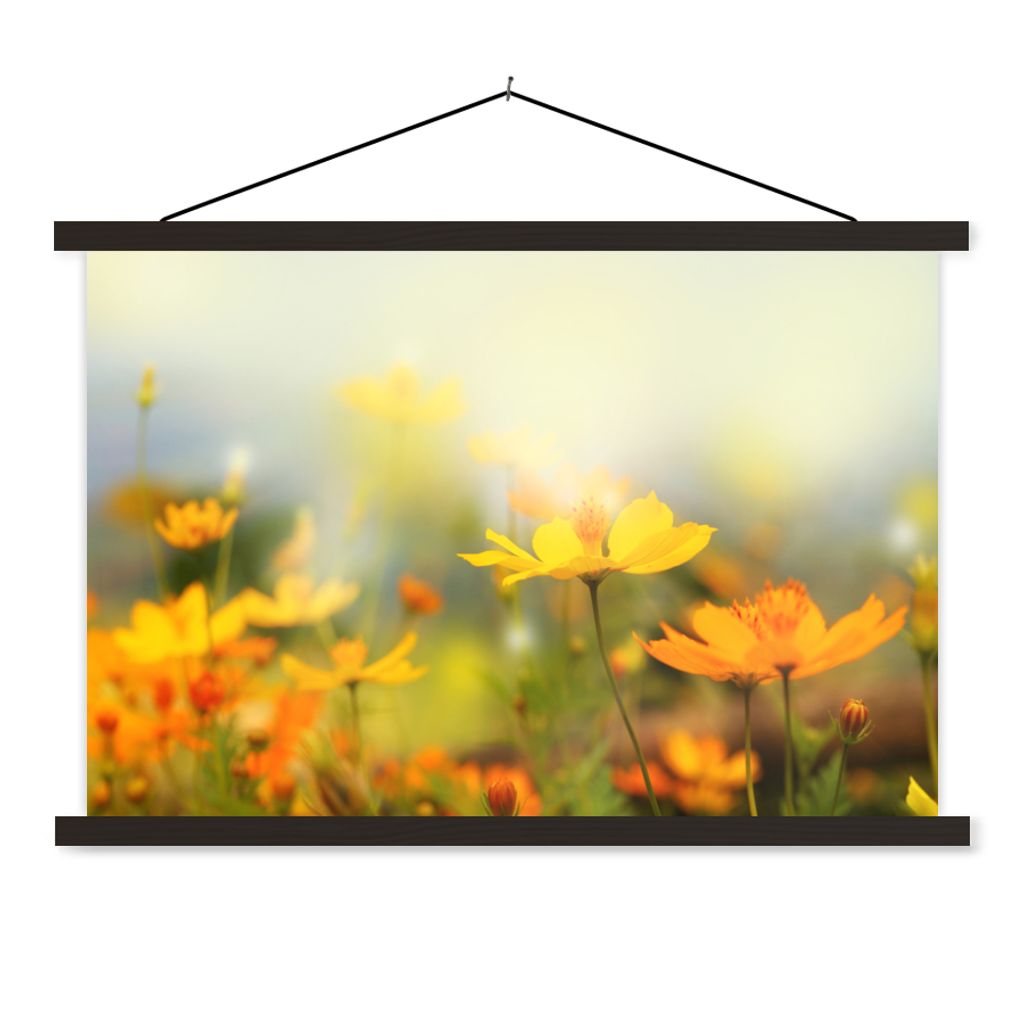 MuchoWow Textilposter Blumen - Landschaft - Gelb 120x80 cm mit schwarzem Rahmen - Wanddeko
