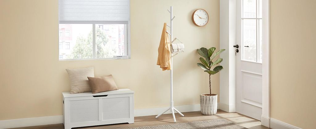 Garderobenständer - Freistehender Kleiderständer - Massivholz - Baumform - 8 Haken - Khaki