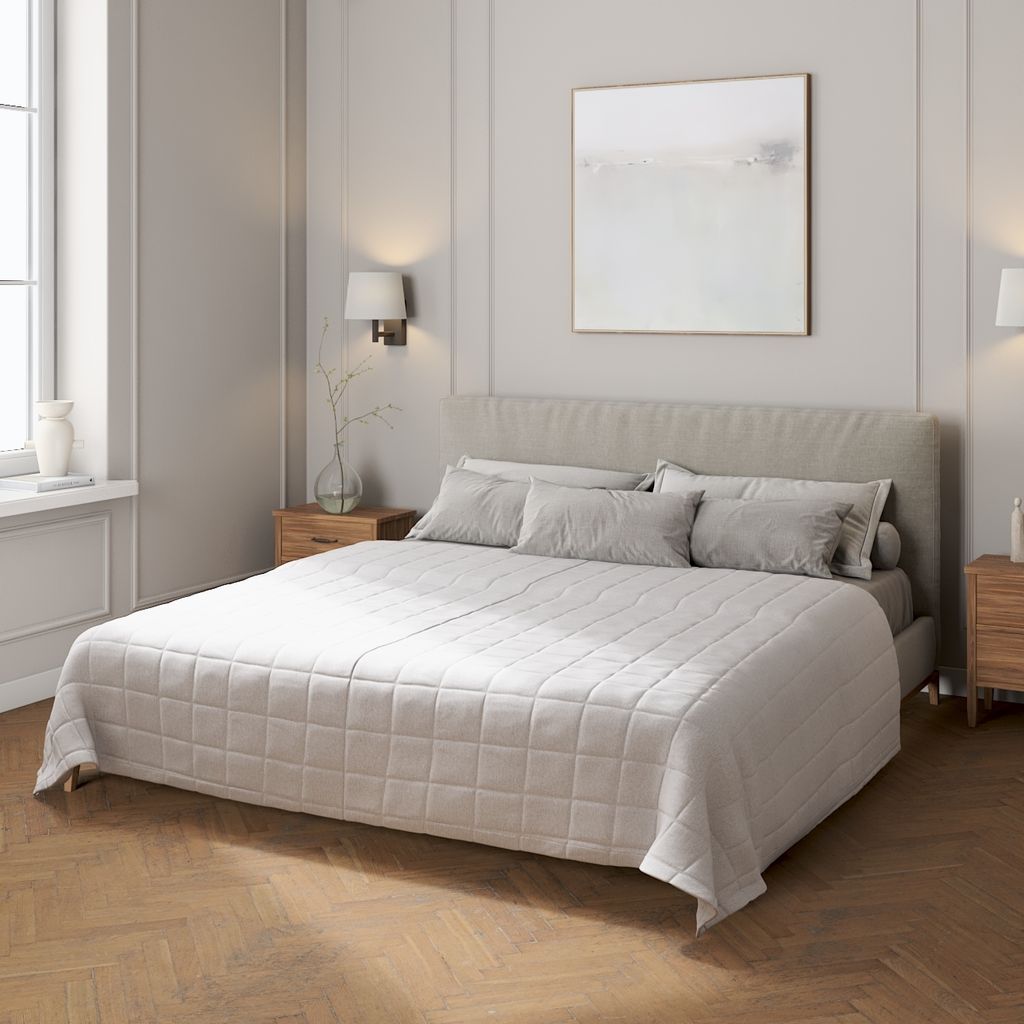 Tagesdecke mit Karosteppung