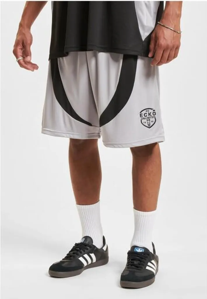 Short Ecko Unltd. Cuts gris et noir taille L idéal pour l'été et le sport
