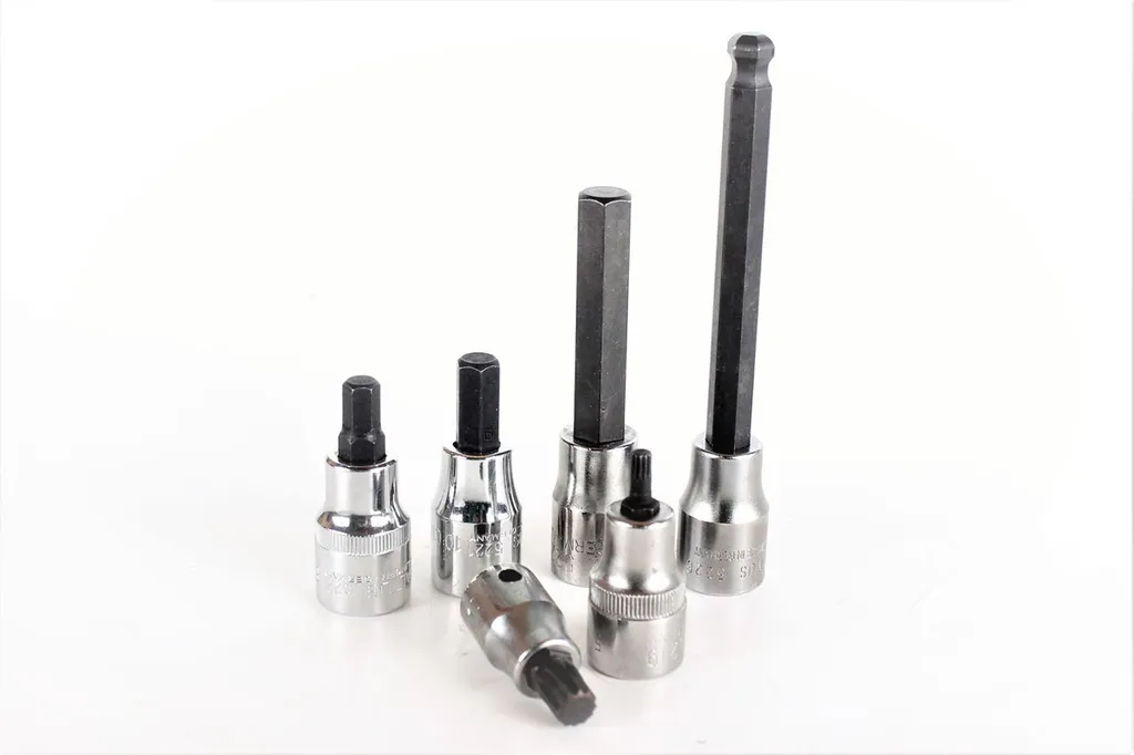 SALTUS Set di bussole esagonali da 1/2" e 3/8" 6 pezzi 5-10 mm esagono incassato