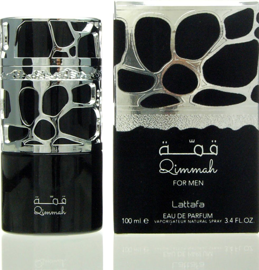 A perfume bottle and its packaging are displayed side-by-side against a white background.