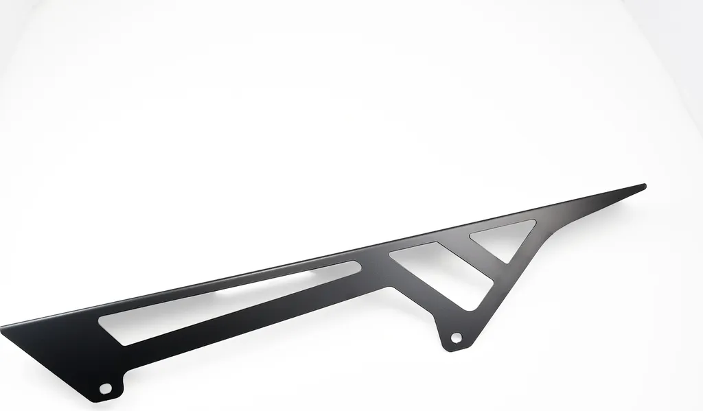 Protège chaîne ZIEGER pour Honda CB 600 Hornet - Noir mat en aluminium
