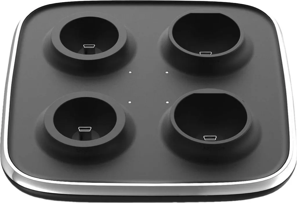 Dock Station PS Move 4 Slot: Caricatore Rapido per VR Controller e PS4 - 5