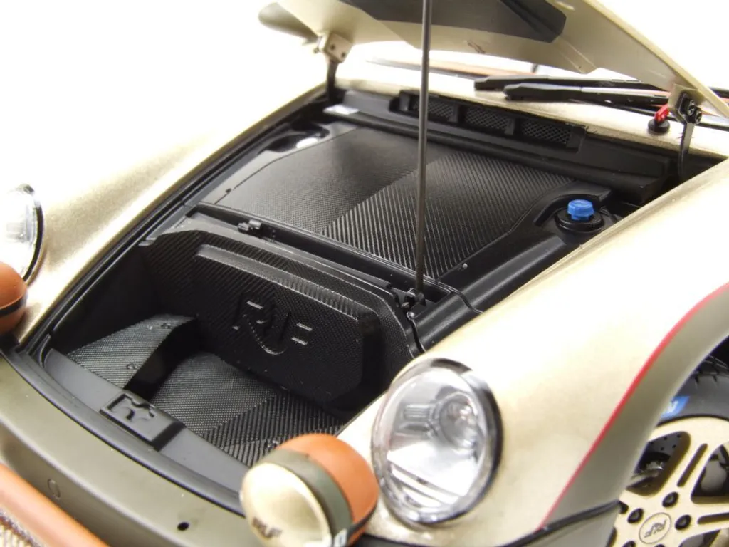 RUF Rodeo Prototype Miniature 1:18 par Presque Réel - Modèle de Collection - 5