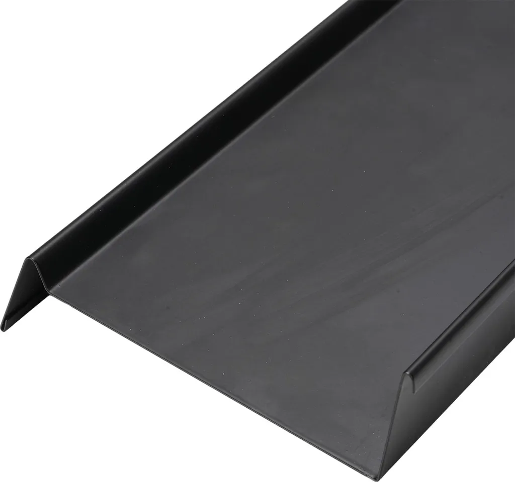 Tablette de cuisinière pour optimiser l'espace de rangement des épices