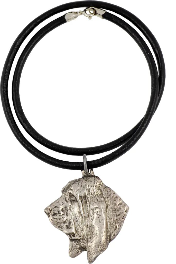Collier Basset Hound Argenté : Un Bijou de Qualité pour Cynophiles
