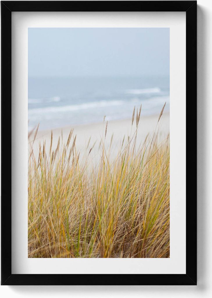 Landschaft mit Strand und Gras am Meer– Wandbild mit Rahmen – Gerahmtes Bild – Wanddekoration – 40x60 cm – Schwarz
