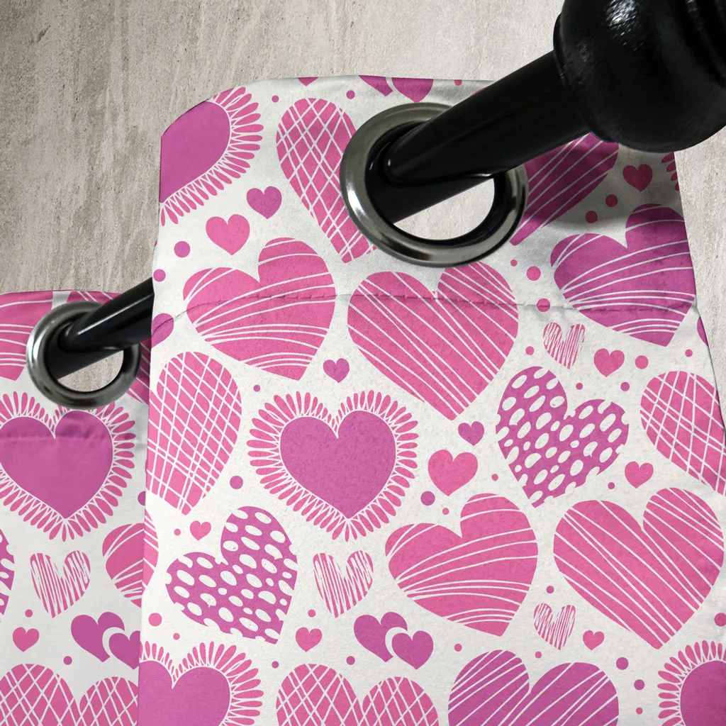 Rideau design cœurs roses et blancs à œillets, textile haute qualité 280cm