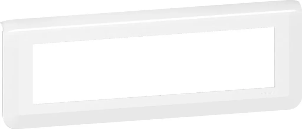 Installer 4 prises avec le support et plaque Mosaic blanche de Legrand
