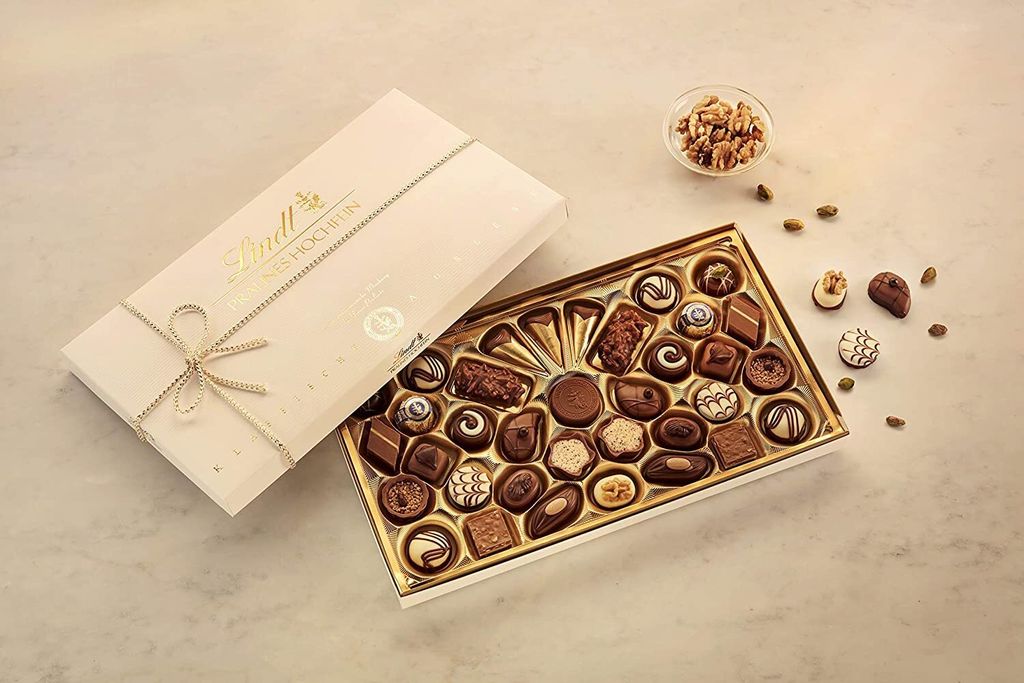 Lindt Pralines Hochfein z klasyczną, delikatną czekoladą Zdjęcie produktu 12