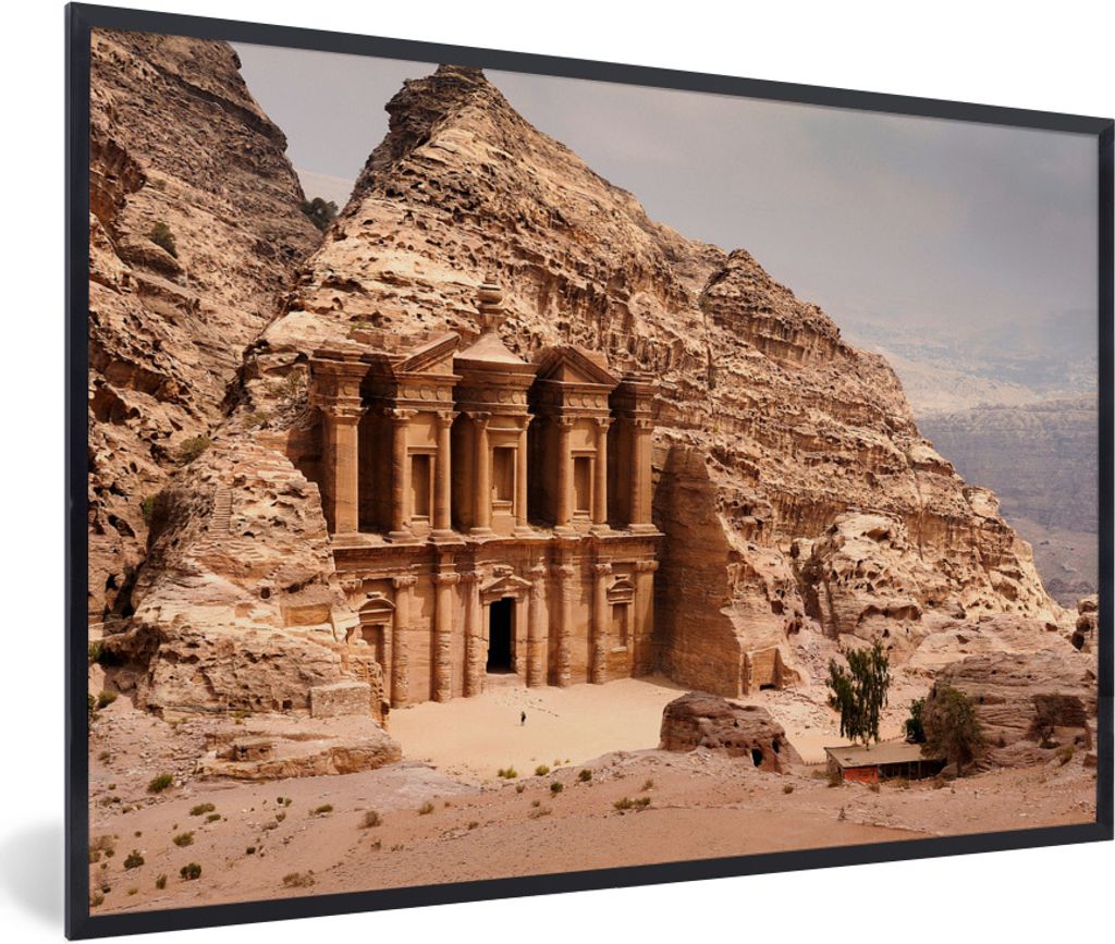 MuchoWow Gerahmtes Poster Erhaltenes Gebäude im Felsen in der Stadt Petra 90x60 cm - Poster mit Schwarzem Bilderrahmen Wandposter Rahmen Foto Bi...