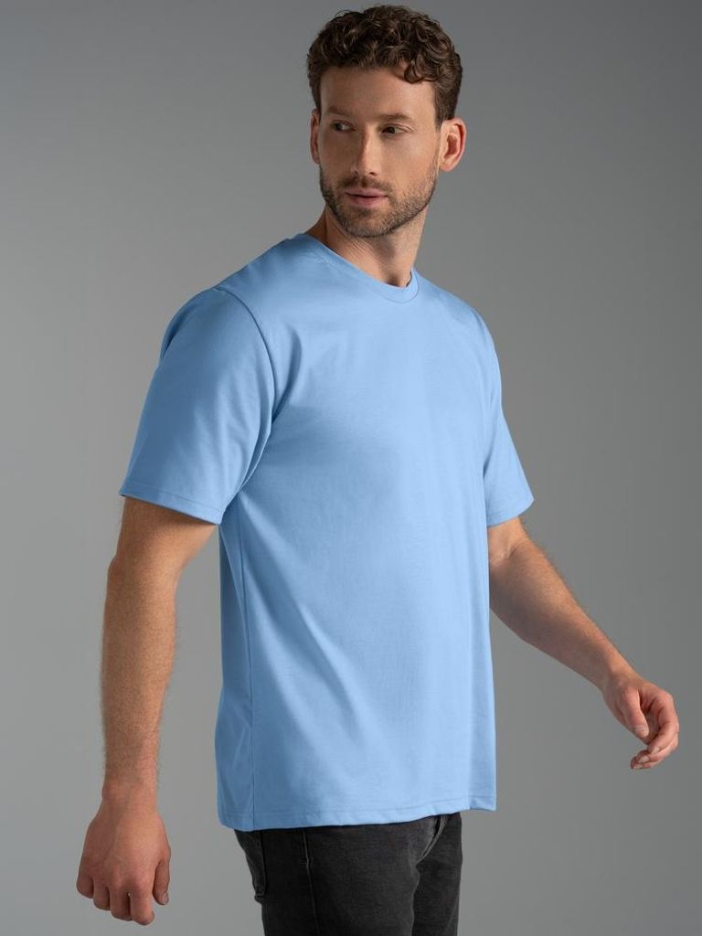 2 Trigema Herren T-Shirt DELUXE-Single-Jersey 100% Produktbild 