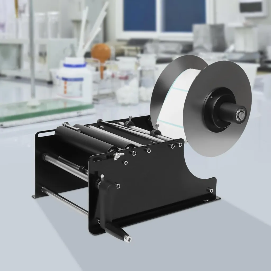 Machine à étiqueter réglable pour récipients cylindriques, noir mat