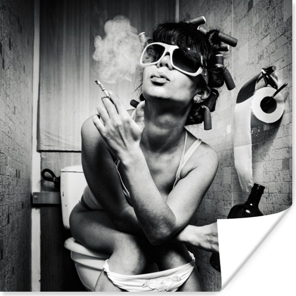 MuchoWow Poster Frau - Vintage - Lockenwickler - Toilette - Zigarette 30x30 cm - Wandposter - Printing