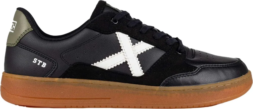 Chaussures futsal Munich noires avec semelle adhérente taille 41