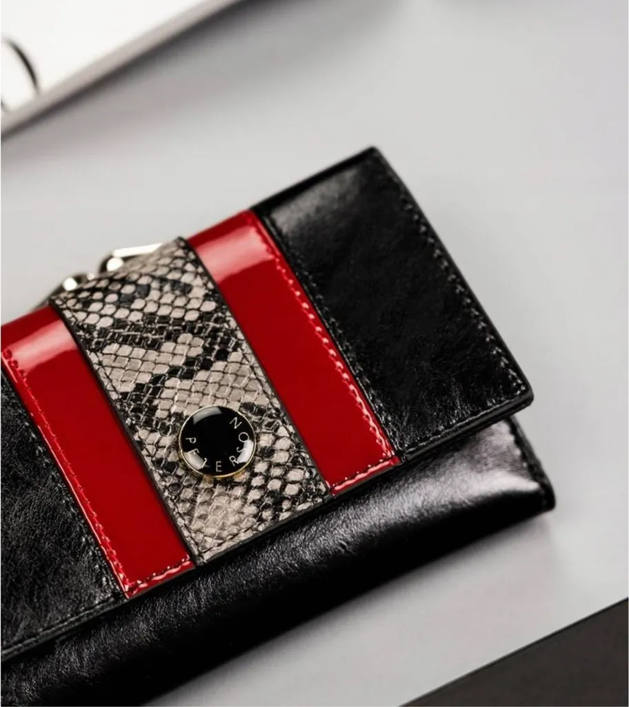 Portafoglio Elegante Peterson Donna in Pelle Nera e Portamonete - 3
