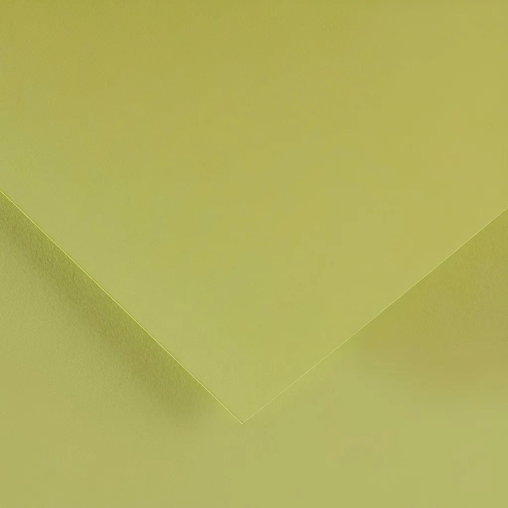 Carton Iris 185g A4 Kiwi : Le Papier Épais pour des Impressions Nettes
