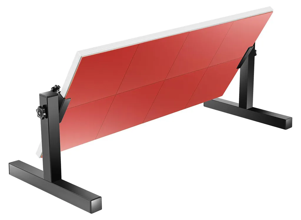 Planche de renvoi de ping-pong à angle ajustable et design transportable