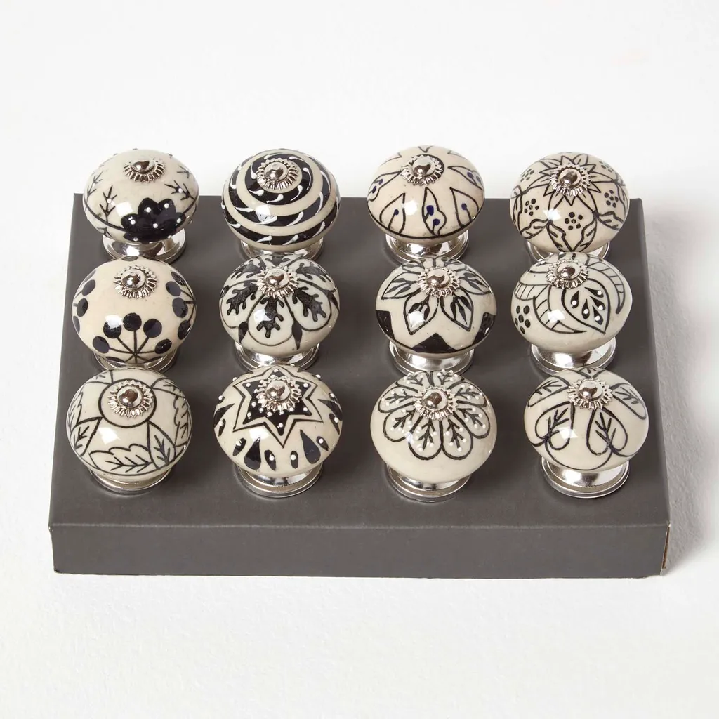Boutons de meuble céramique 4,4 cm design noir et blanc lot de 12 pièces