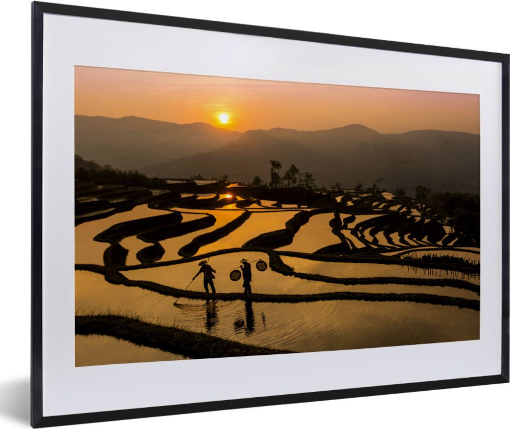 MuchoWow MuchoWow Gerahmtes Poster Schönes Bild von einem Reisfeld bei Sonnenuntergang 60x40 cm - Poster mit zchwarzem Bilderrahmen - Schlafzi...